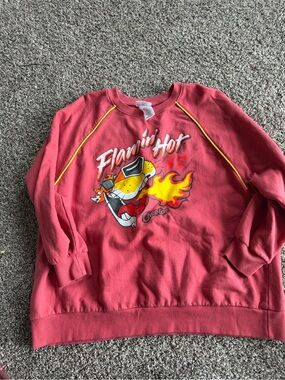 Flamin' Hot Graphic Crewneck Sweatshirt - Pink